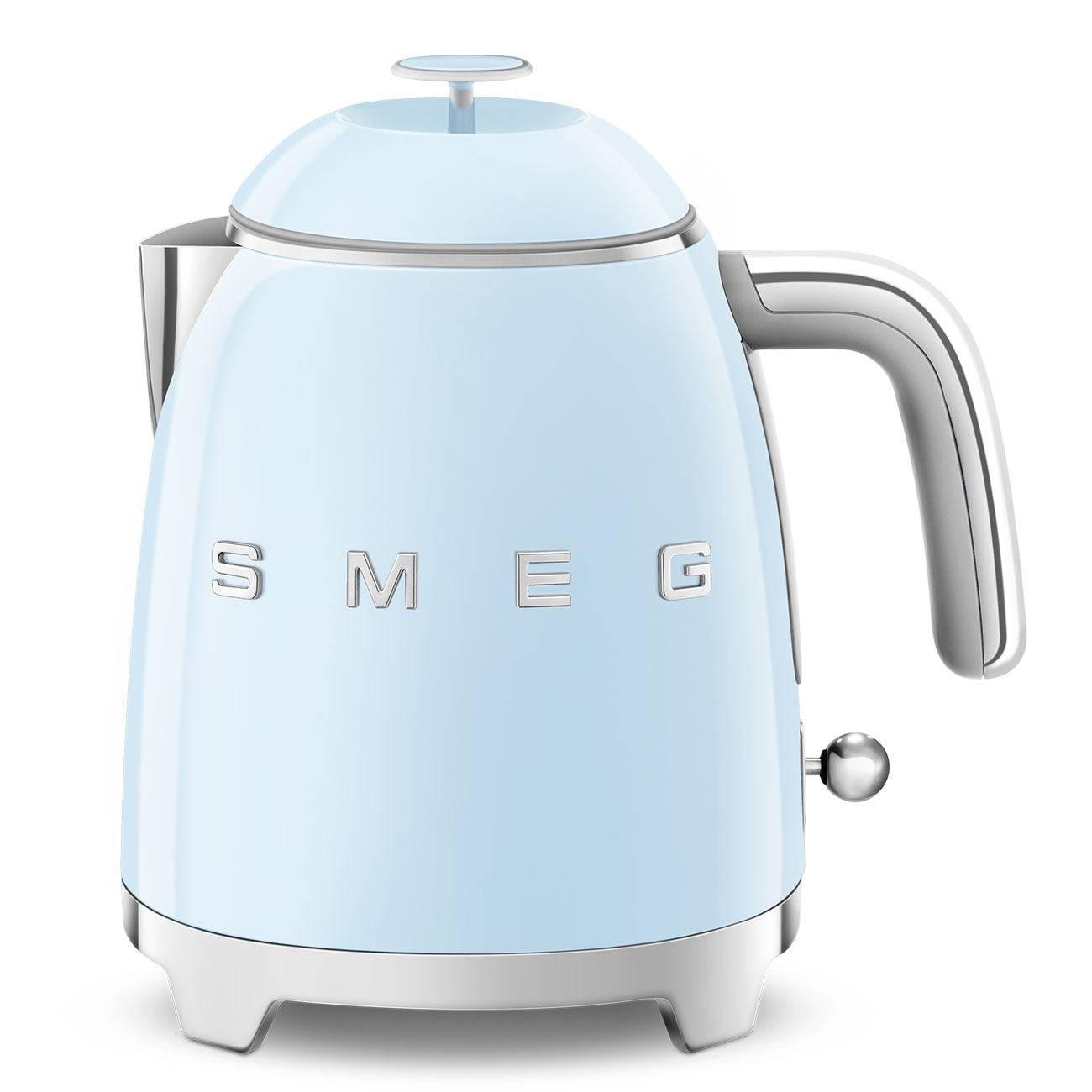 Smeg Mini-Wasserkocher KLF05PBEU | Pastellblau | Edelstahl | 0,8 Liter - Smeg Store Berlin by W.I.R Handels-GmbH